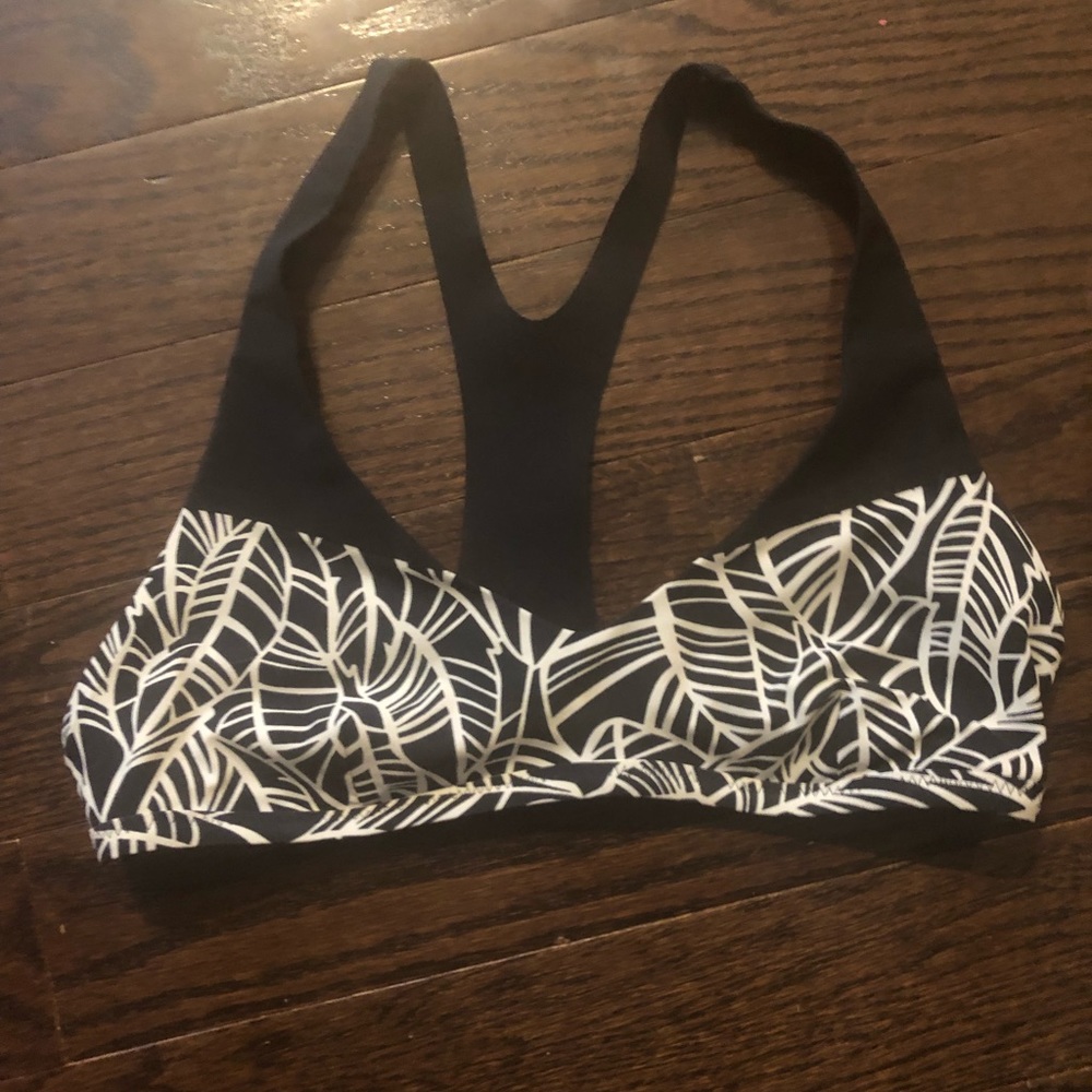 Lululemon swim bikini top 8